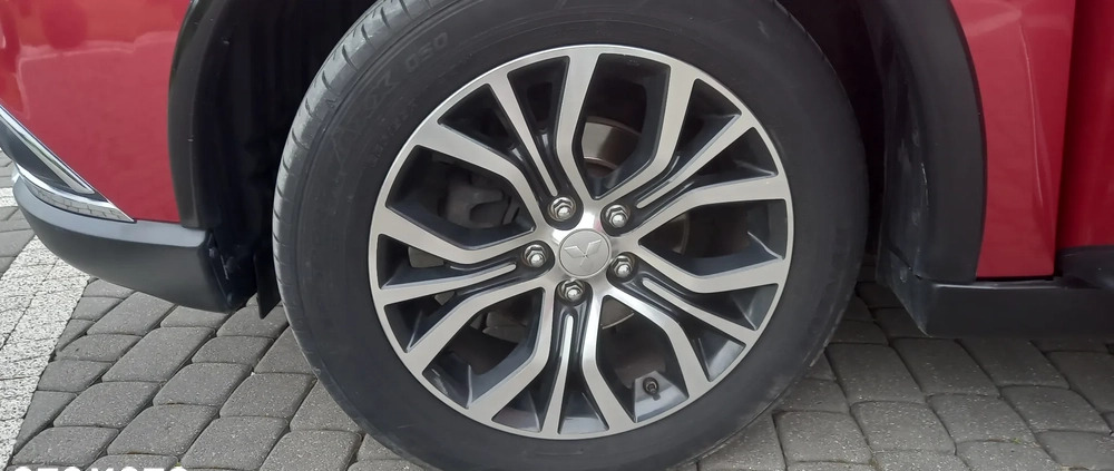 Mitsubishi Outlander cena 75800 przebieg: 134000, rok produkcji 2015 z Szydłowiec małe 301